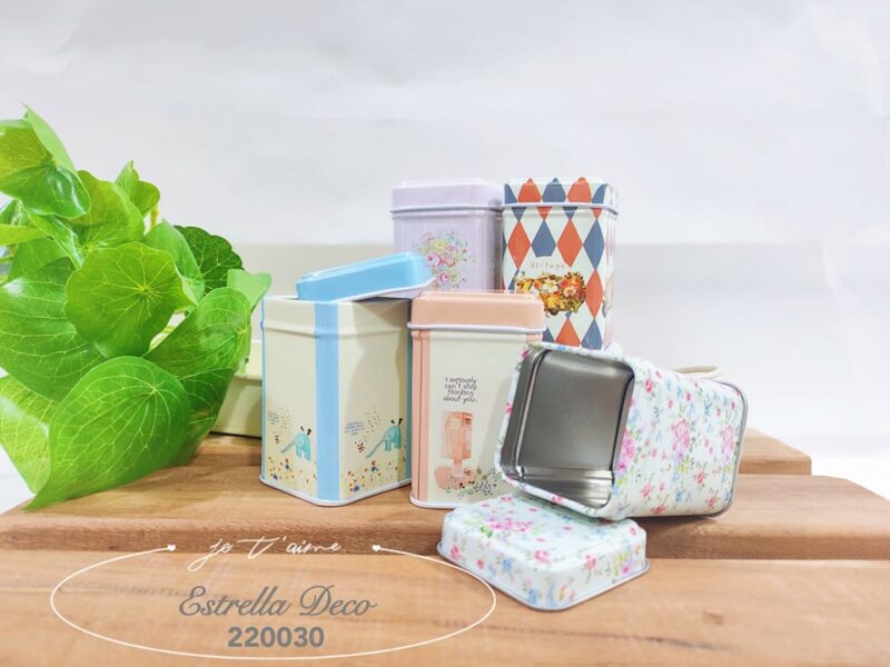 Latas decoradas