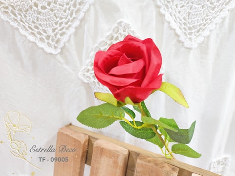 Pimpollo de rosa - Imagen 2